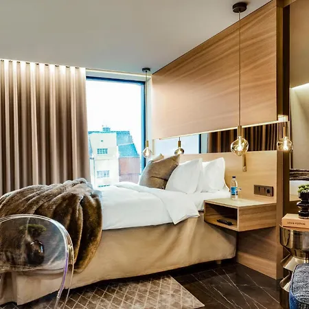 Hotell Riverton 4*