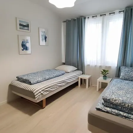 Premium Workers 8br 13beds 2kitchen 3bath 예테보리