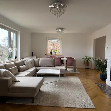 Grand With Great Location! * Goteborg