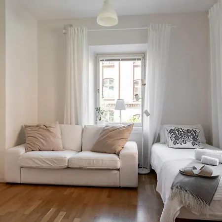 C Annedal Apartment *