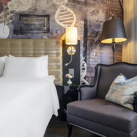 Radisson Blu Riverside Otel 4*