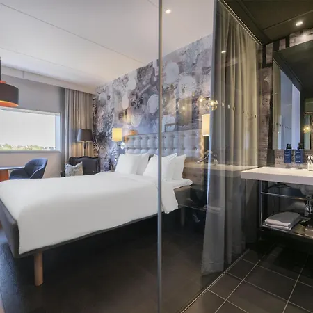 Otel Radisson Blu Riverside