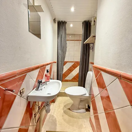 別荘 Workers - 5 Bedroom - 2 Bath - Volvo - Parking *
