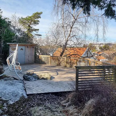 2 Bedroom Gorgeous In Torslanda