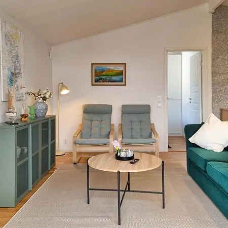 Ferienhaus 2 Bedroom Gorgeous In Torslanda *