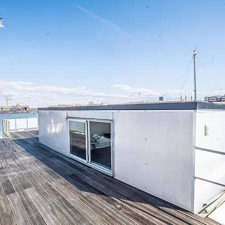 Botel Unique Houseboat Heart Of Gothenburg, Rooftop Deck *