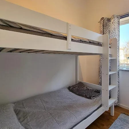 2 Bedroom Gorgeous In Torslanda *
