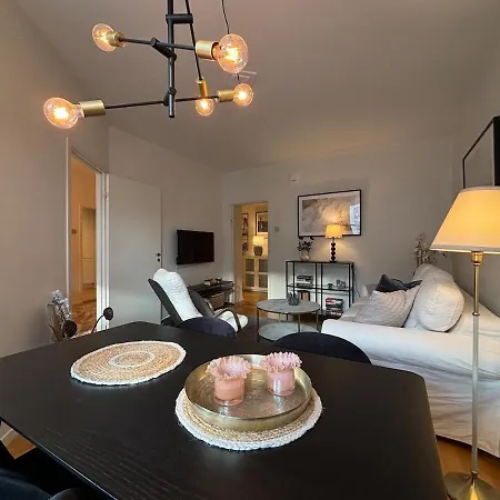 Cozy And Spacious 2 With Space For 4 People #1202