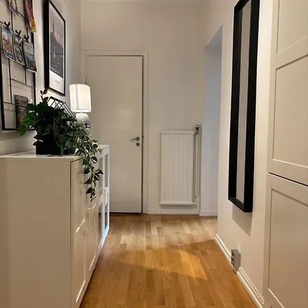 Cozy And Spacious 2 With Space For 4 People #1202 Gothenburg