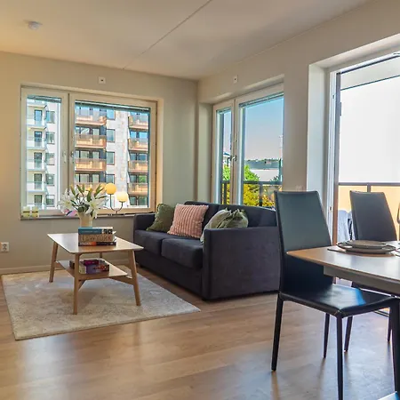 Avenyn Hideaway By Beyond With Big Balcony Gothenburg