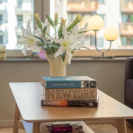 Avenyn Hideaway By Beyond With Big Balcony * Gothenburg