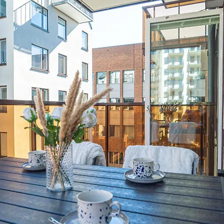 Avenyn Hideaway By Beyond With Big Balcony Gothenburg
