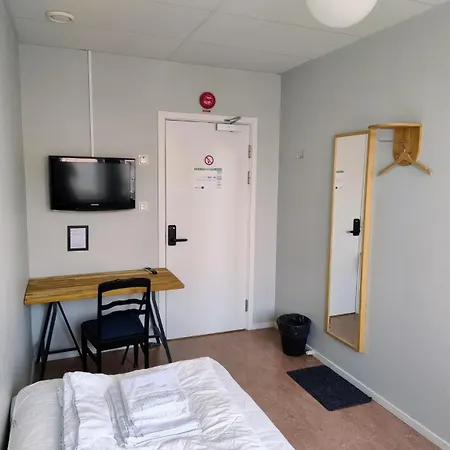 Avenyn Hostel, Former Le Mat *