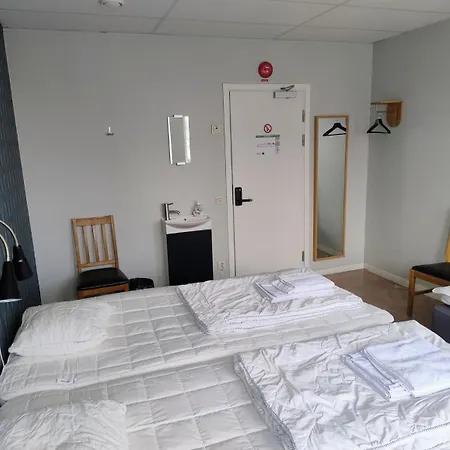 Avenyn Hostel, Former Le Mat *