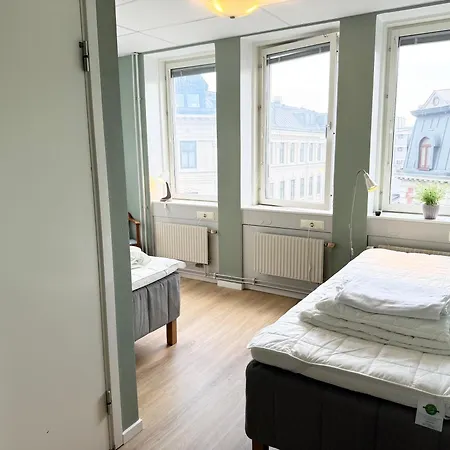 Avenyn Hostel, Former Le Mat Hostel *