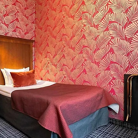Profilhotels Opera 4*