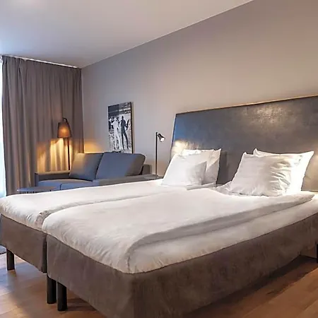 Quality 11 & Eriksbergshallen Hotel 4*