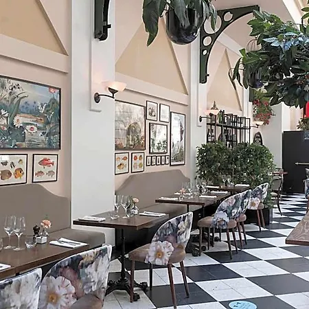 Hotel Elite Plaza 4*