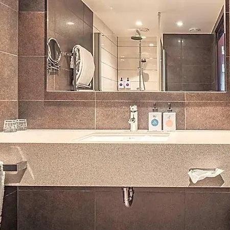 Quality Waterfront 4*