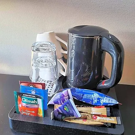 Hotel Charming With Complimentary Breakfast 3*