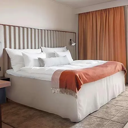 Hotel Clarion Karlatornet 4*