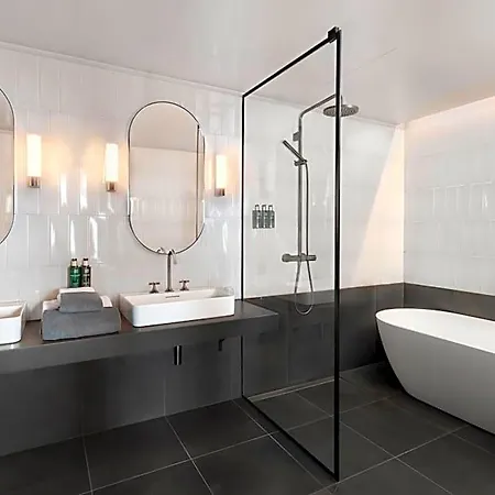 Clarion Karlatornet Hotel 4*