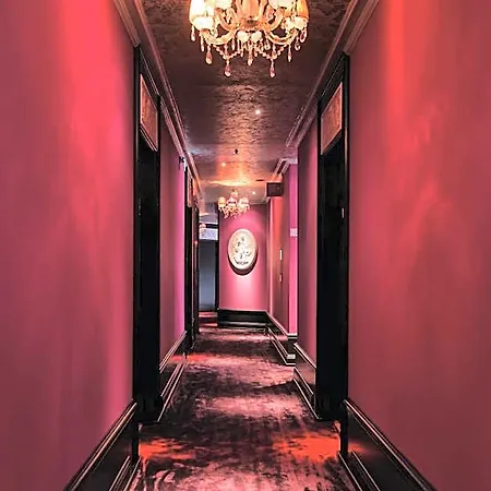 Hotel Dorsia & Restaurant 5*