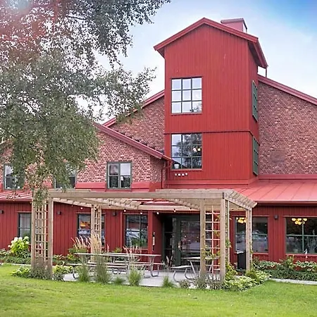 Kvibergs Vandrarhem - Hostel