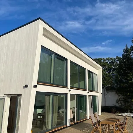 Villa Seaside Panorama With Jetless Hot Tub Gotemburgo