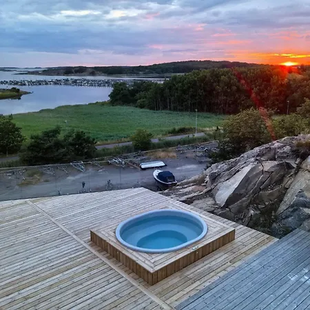 Seaside Panorama With Jetless Hot Tub *