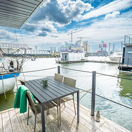 At Sea Houseboat With Rooftop In The Heart Of By Beyond بيت للعطل