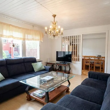 Team & Family Townhouse - Sleeps 7 - W Garage *