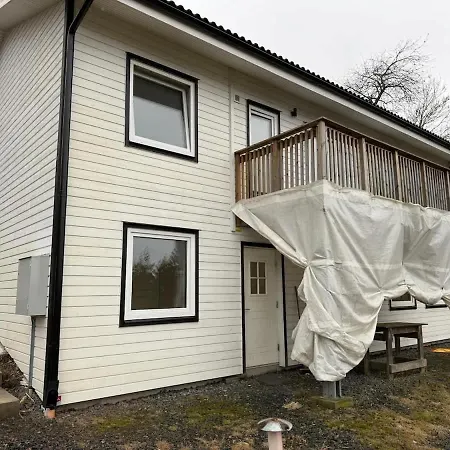 Comfortable 3 Bedroom Near Volvo And Skf Holiday home Gothenburg