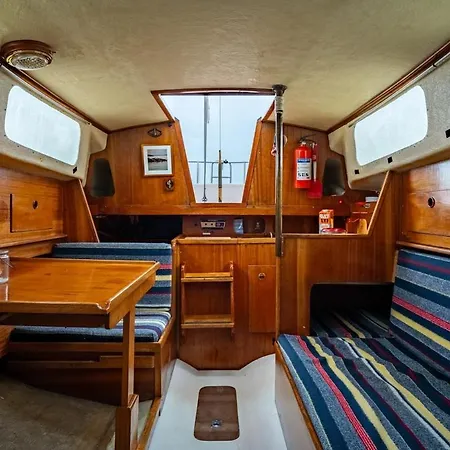 1979 Swedish Classic - Sleep Aboard In 보트호텔
