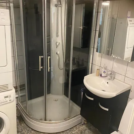 1 To 3 People In House