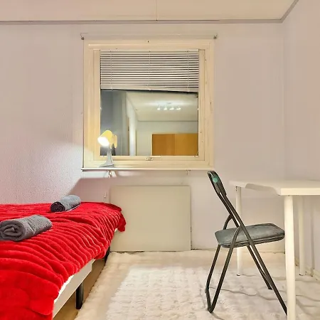 Workers House Near Volvo With 4 Bedrooms 7 Beds And Parking Göteborg