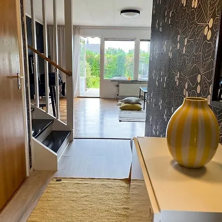 House Landvetter - Sunny Large Terrace, 15 Mn From Gothenburg, Free Parking ヴィラ ヨーテボリ