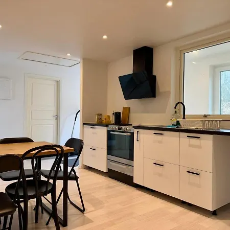 בית נופש Workers Near Worksites 5 Bedrooms 8 Beds