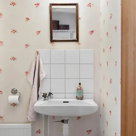 House Landvetter - Sunny Large Terrace, 15 Mn From Gothenburg, Free Parking * ヨーテボリ