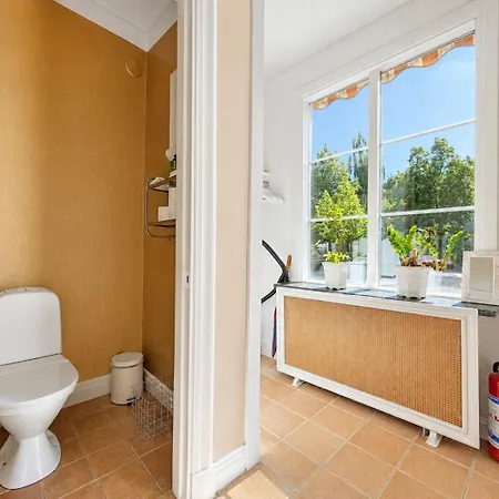 بيت للعطل 4 Bedroom Townhouse Near Liseberg With Free Parking For Families And Companies غوتنبرغ