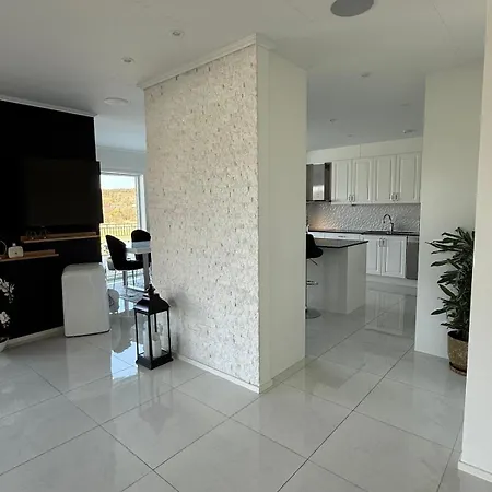 Exclusive And Luxurious With A View Of Nature Villa *