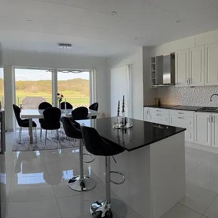 Exclusive And Luxurious With A View Of Nature *