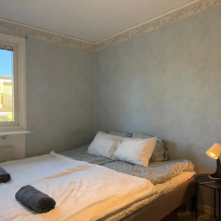 Workers House Near Volvo With 4 Bedrooms 7 Beds And Parking Villa
