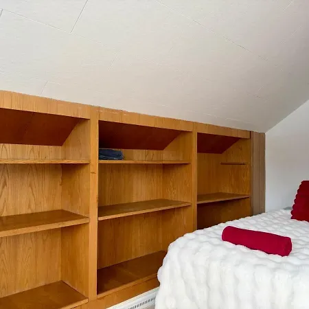 7 Bedroom Workers With 11 Beds And Free Parking Holiday home Gothenburg