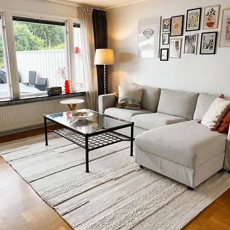 ヴィラ House Landvetter - Sunny Large Terrace, 15 Mn From Gothenburg, Free Parking ヨーテボリ