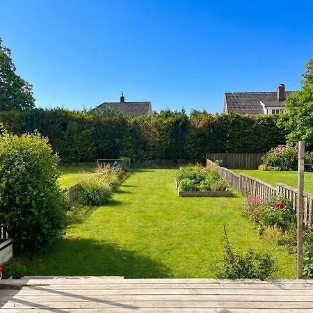 ヴィラ House Landvetter - Sunny Large Terrace, 15 Mn From Gothenburg, Free Parking ヨーテボリ