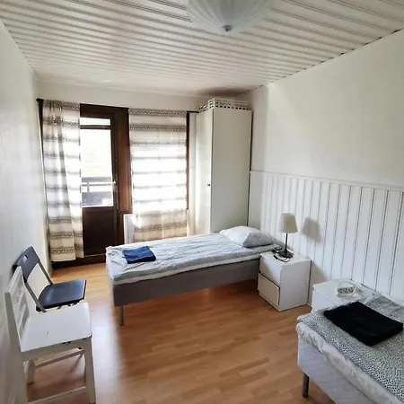 Team & Family Townhouse - Sleeps 7 - W Garage فيلة