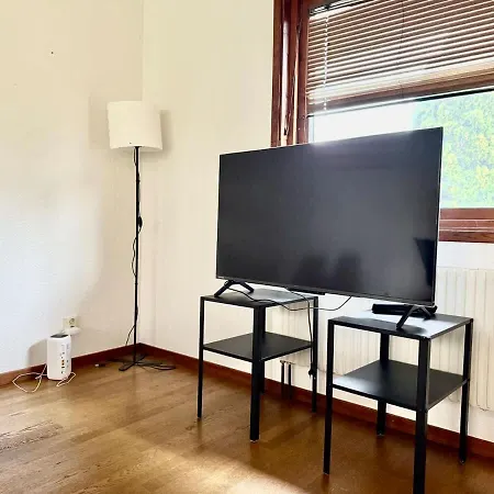 3 Bedroom Workers Near For 6 People Near Volvo With Free Parking 別荘 *