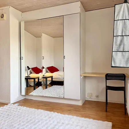 6 Bedroom For Workers With Free Parking גטבורג