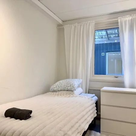 בית נופש Workers With 5 Bedrooms 8 Beds 2 Bath And Free Parking גטבורג